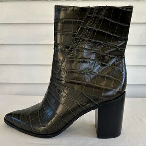 Franco Sarto Leather Green Crock Ankle Boots Sz 9